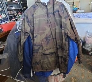 Source Unknown Olive Camo Hooded Windbreaker with Blue Lining